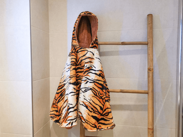 Poncho de bain tigrou